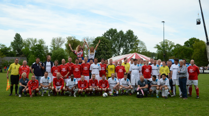 Legendary PSV etaleert voetbalkunst bij jubileumfeest de Bocht’80: 1:6